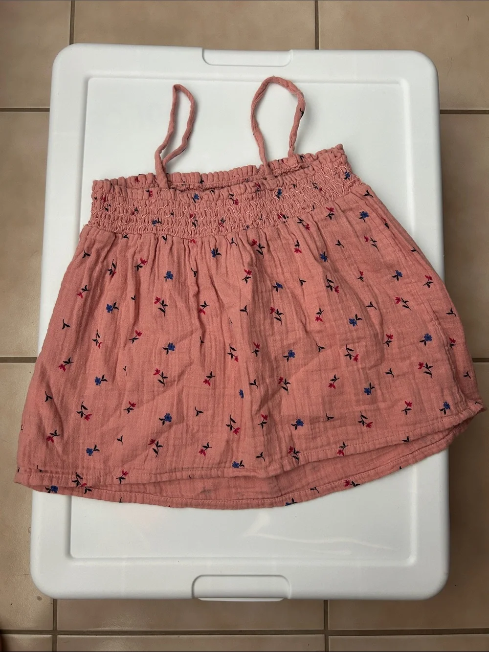 EUC Old Navy Floral Smocked Cami Top